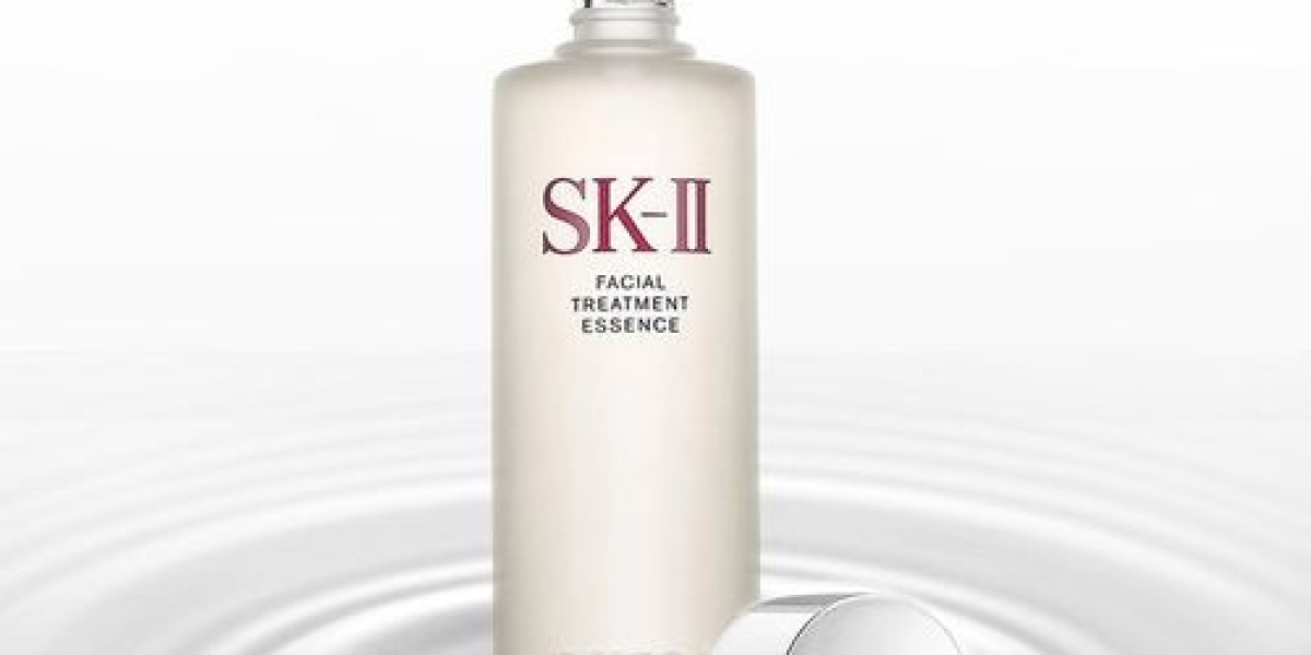 SK-II 小燈泡與青春露：打造極致透亮美肌的黃金組合